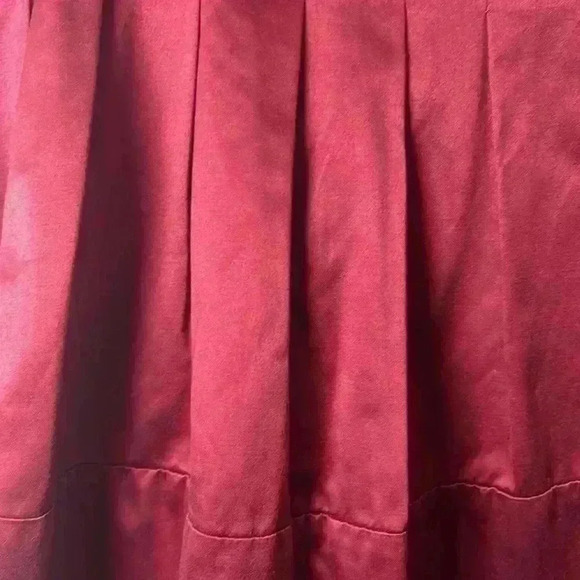 BCBGMaxAzria Pleated A-Line Skirt Size 2 Cranberry - Picture 4 of 8